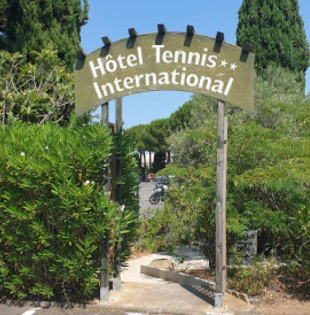 Hotel Tennis International Agde Exteriér fotografie